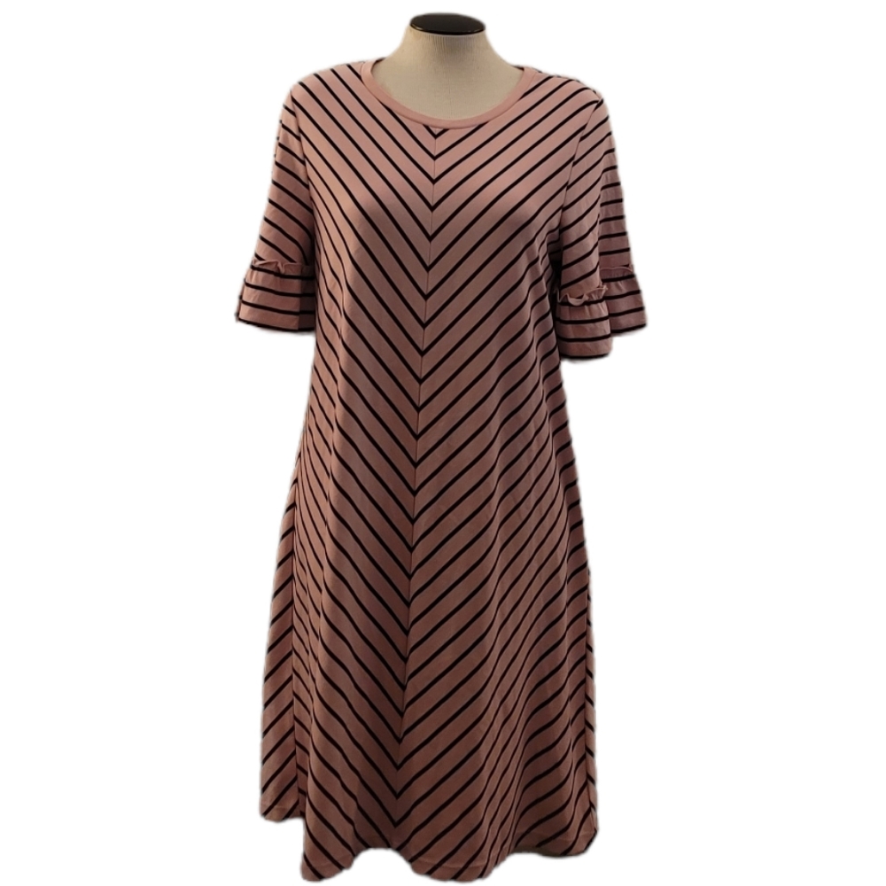 NWT! Crown & Ivy Pink Weekend In Libson Signature Dress L